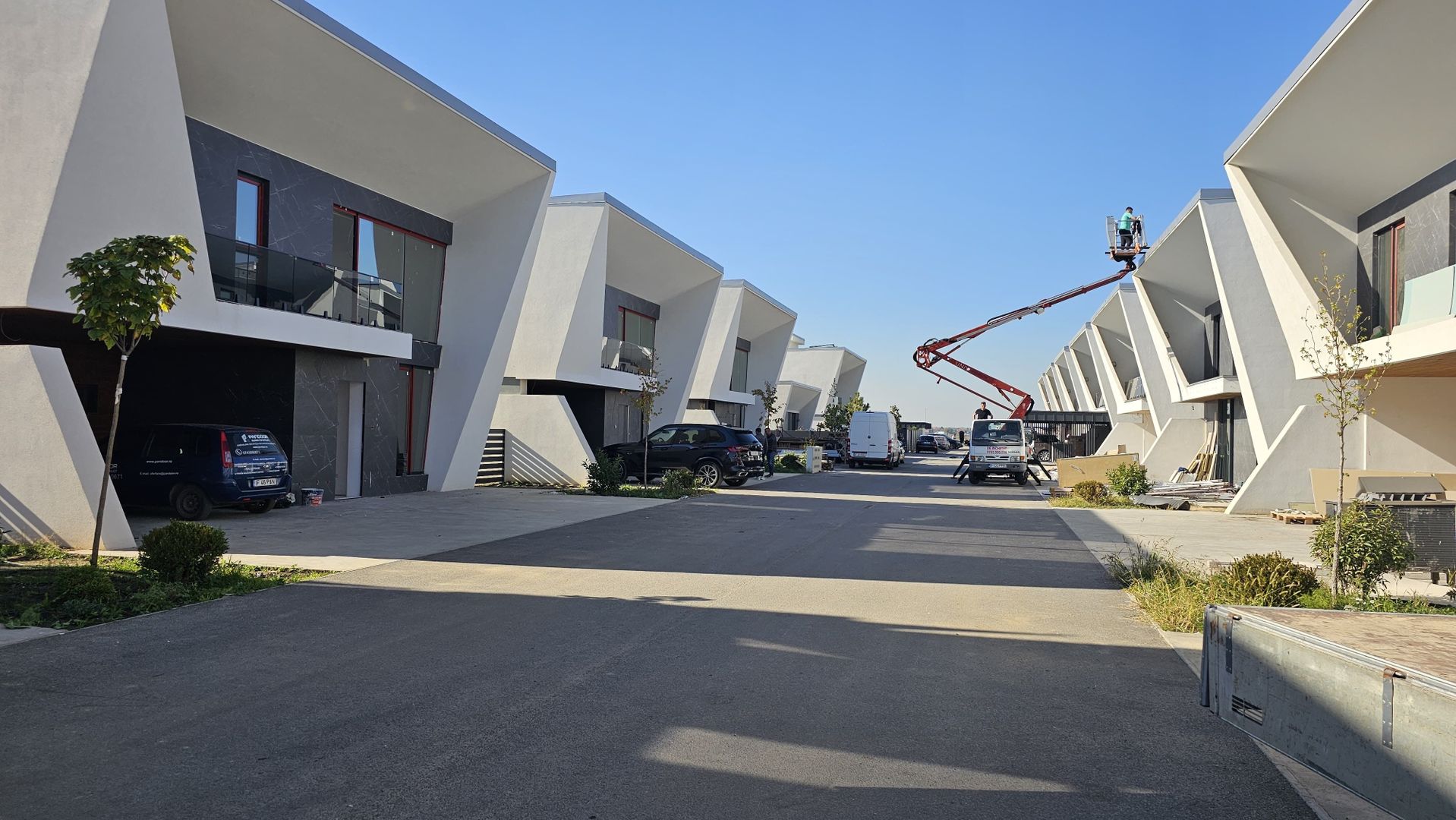 CASA 5 CAMERE, PISCINA ROOFTOP, POMPA CALDURA, RACIRE PASIVA, COMIS 0% - Poză 19