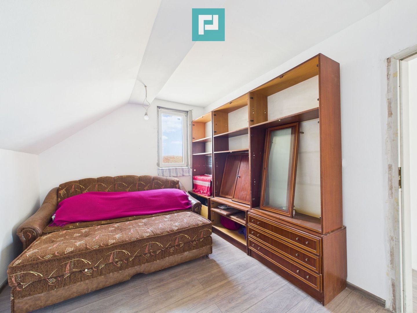 Casă P+E în Dudeștii Noi - Poză 3