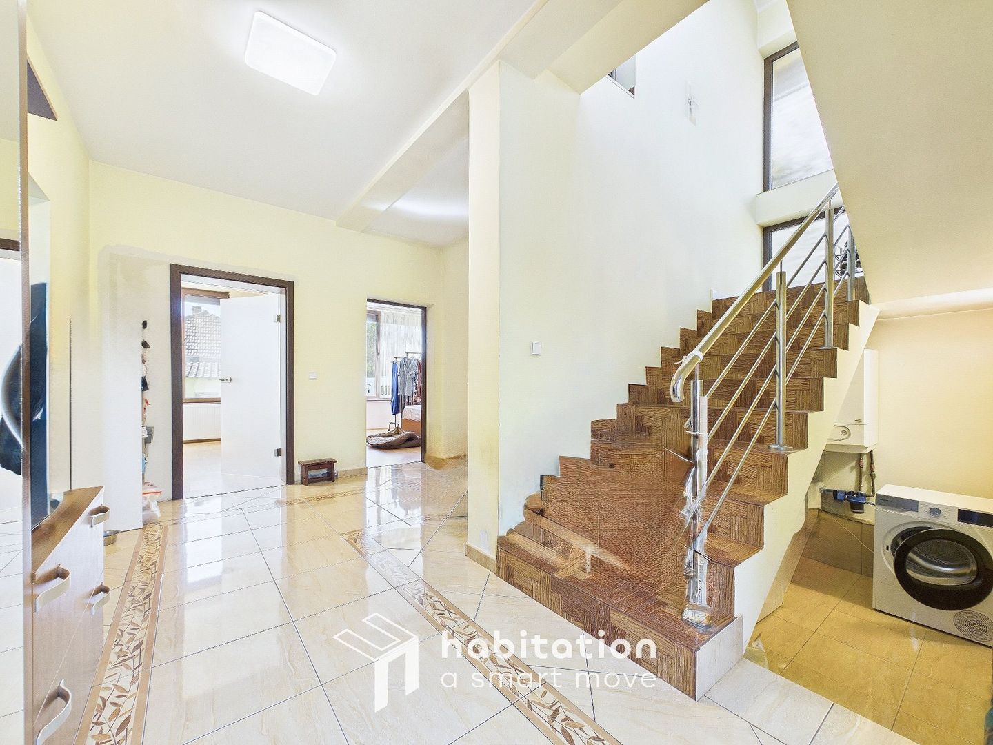 Casă individuală spațioasă și luminoasă cu garaj, în Mircea cel Bătrân - Poză 12