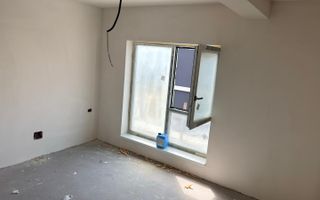 Vanzare 3 vile individuale noi cu design contemporan si teren generos - Poză 6