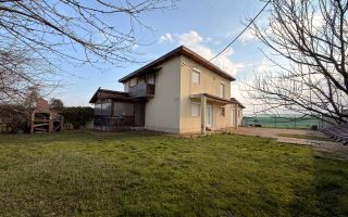Casă de vânzare, 4 camere, 162 mp Buturugeni - Poză 2