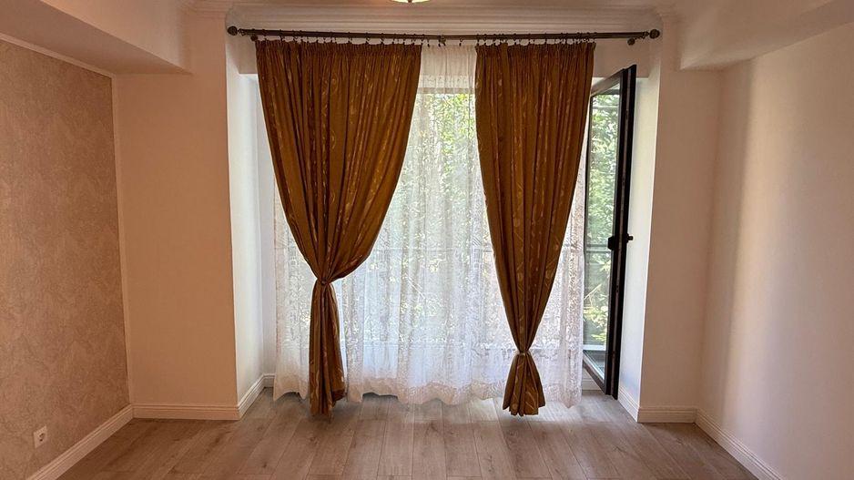 INCHIRIERE Apartament cu 3 camere in zona Aviatiei - Poză 21