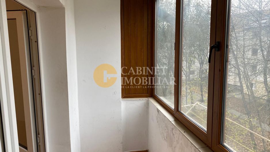 4 Camere Decomandat - Nicolina - Cug - Etaj 3 - Bloc 1986 - Poză 12