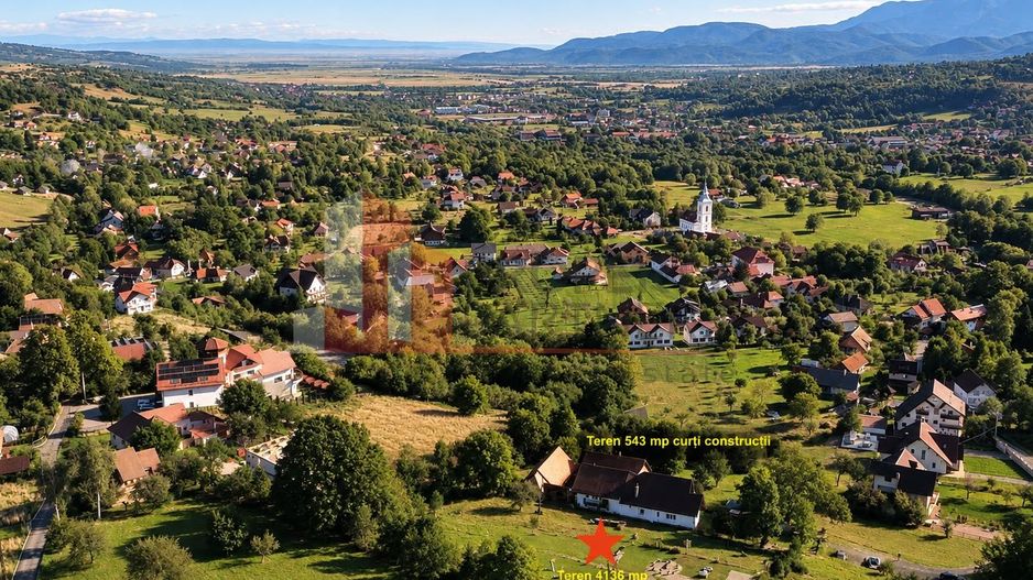 Teren 7.444 mp + casă tradițională în Predeluț–Bran - Poză 4