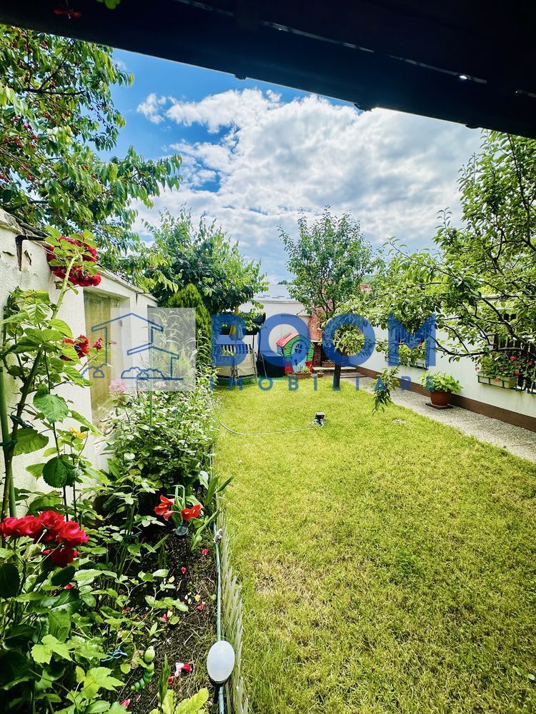 Casa moderna Vladesti | Zona Exclusivista | Curte interioara | - Poză 7