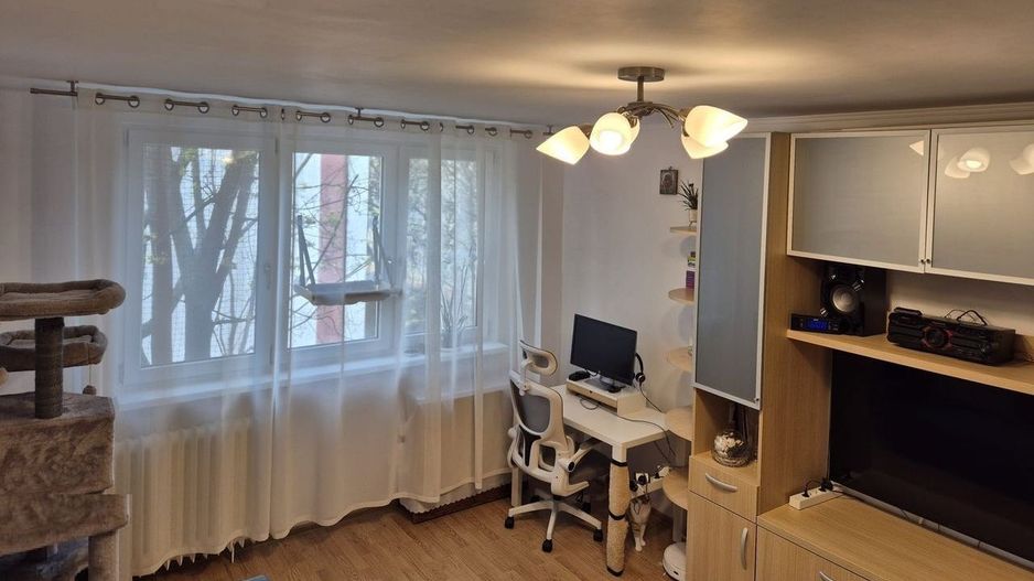 Apartament Luminos 4 camere cu Centrala si 2 locuri parcare. Izvorul Muresului. - Poză 2