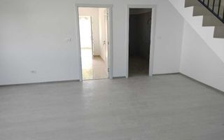 Vila 135000 euro,Visani la strada principala - Poză 6