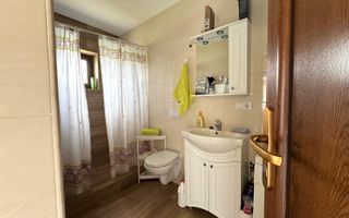 Casa de vanzare cu 14 Ari teren - Lapusel - Poză 17