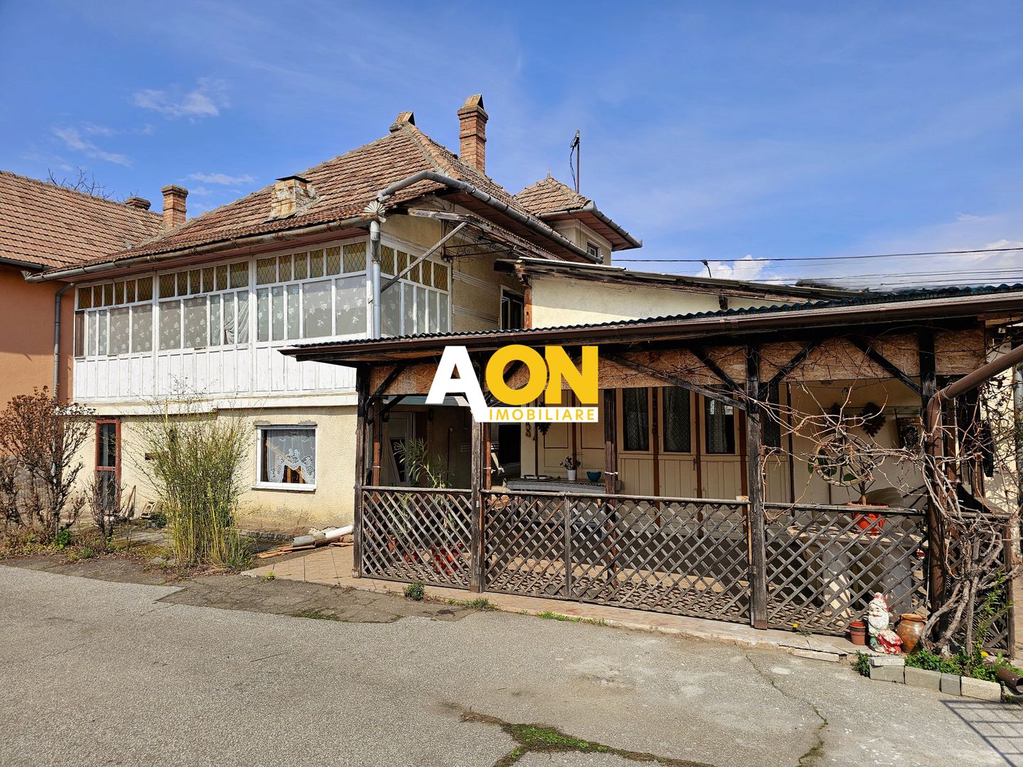 Casa 4 camere, 525 mp teren, zona Centru - Poză 1