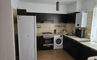 De închiriat apartament 3 camere – zona Piața Mare - Poză 4