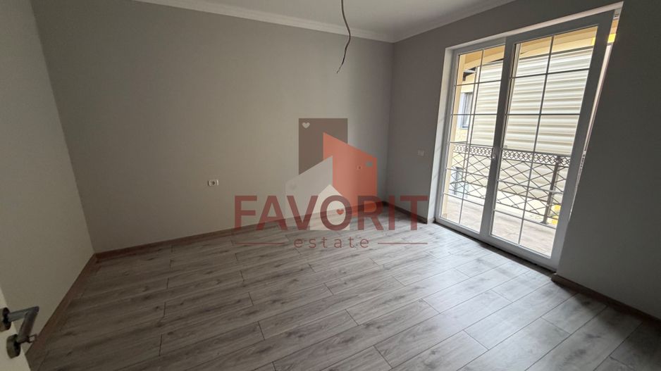 Villa cu 6 apartamente. Gradina in CF. Disponibil imediat - Poză 10