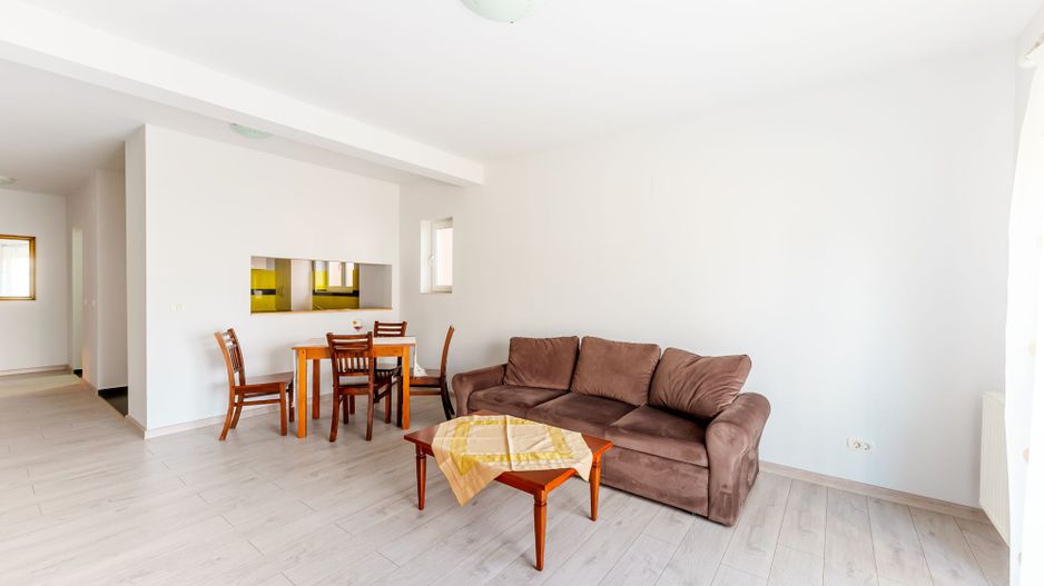 De închiriat apartament 2 cam deluxe în Subcetate - Poză 13