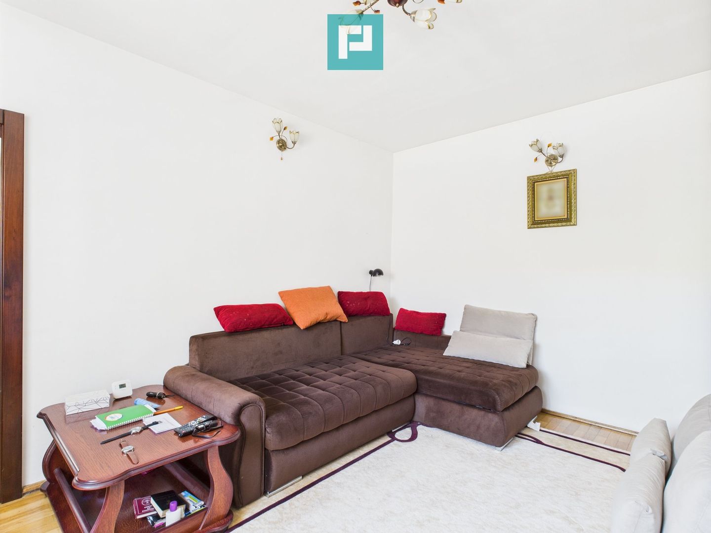 Casă cu 2 corpuri independente în Aradul Nou - Poză 4