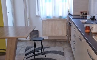 Apartament 3 camere mobilat si utilat 80 mp, 2 bai, parcare, zona Razoare - Poză 1