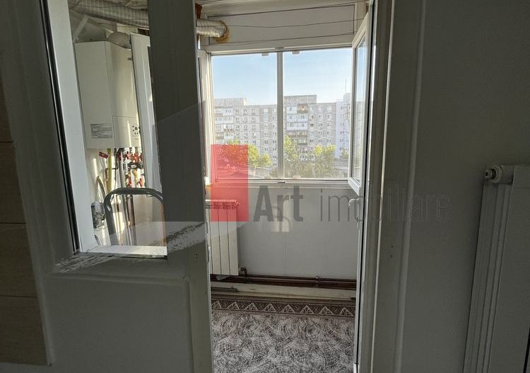 Vindem apartament 3 camere la P-ta Gorjului-centrala proprie - Poză 6