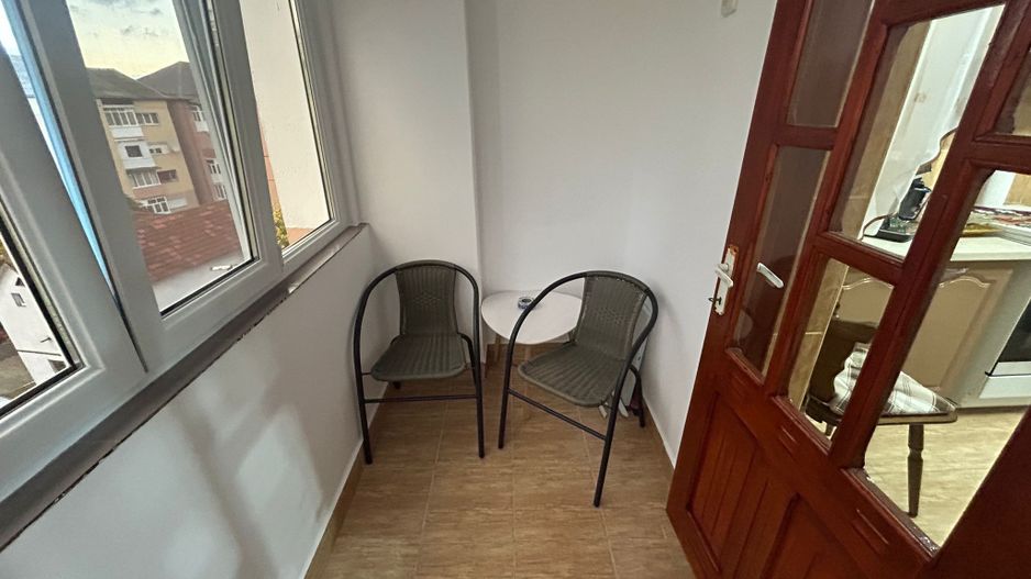 Apartament 2 camere, decomandat - Cugir - Poză 8