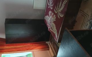 Vand apartament 3cam, 56.6 m3, Podul de Piatra,et4 4-de renovat partial. - Poză 5