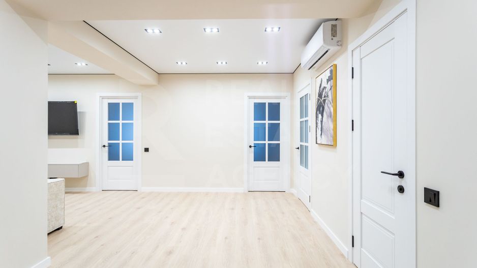 Vânzare, apartament, 2 camere+living, bul. Mircea cel Bătrân, Ciocana - Poză 14