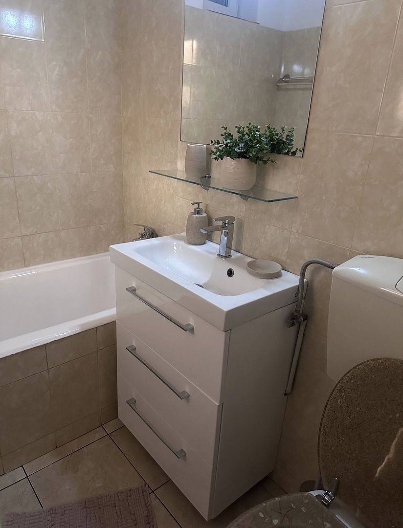 AP. 2 CAMERE - RENOVAT COMPLET, MASINA DE SPALAT VASE, METROU 3 MINUTE - Poză 7