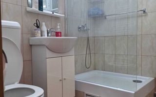apartament 3 camere de închiriat renovat, zona Iancului, - Poză 7