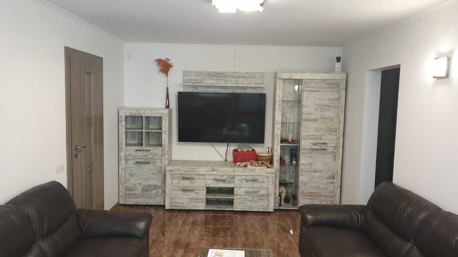 Apartament 2 camere modern, mobilat complet, metrou Raul Doamnei - Poză 2