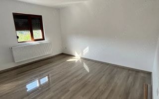 Casa de vanzare Ciurbesti Miroslava - Poză 2