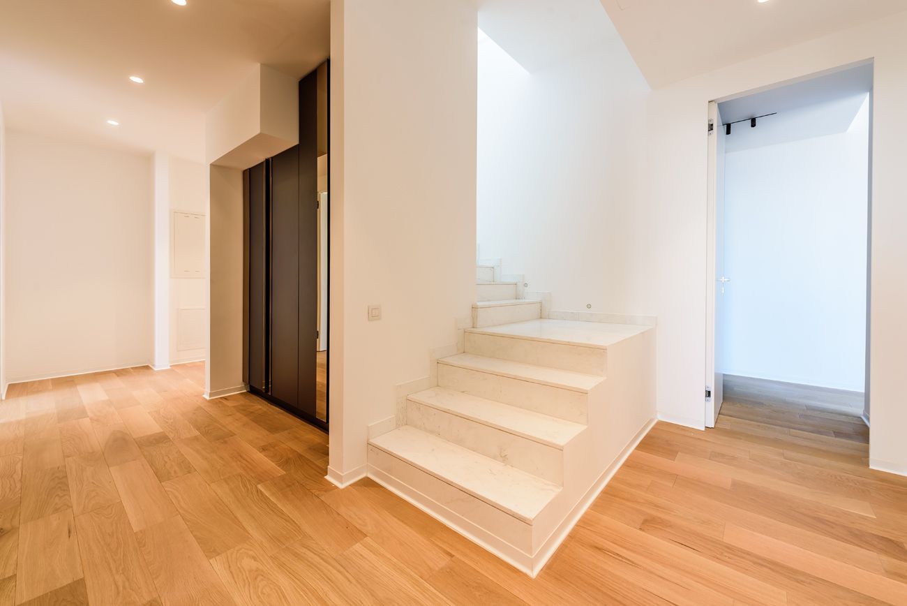 Apartament de 5 camere spațios, situat în zona Nord din Constanța - Poză 10