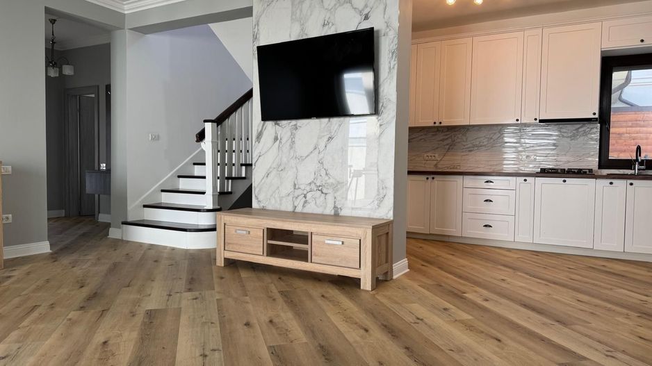 Duplex lipit prin garaj! Dumbravita - Poză 3