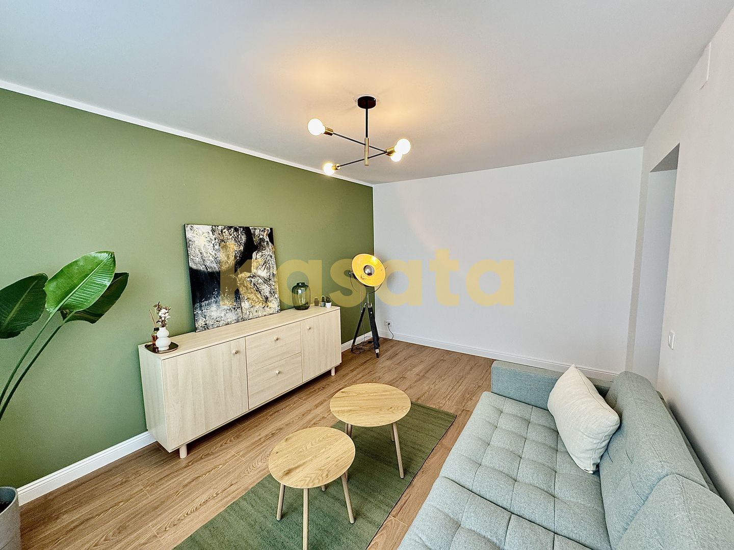 Titulescu - Victoriei - De vanzare apartament cu 2 camere renovat - Poză 3
