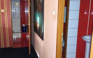 Spațiu Comercial și Birouri de Închiriat – 160 mp, Parcare Privată - Poză 6