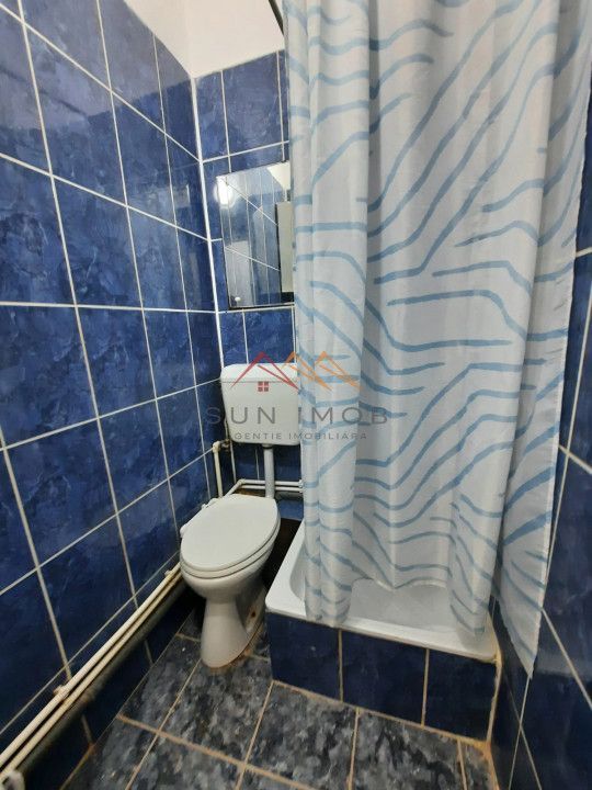 Garsoniera, zona centrala, 40 mp, recent renovata, Campina, Prahova - Poză 2