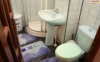 Ultracentral 2 camere ,decomandat ,56 mp. ! - Poză 6