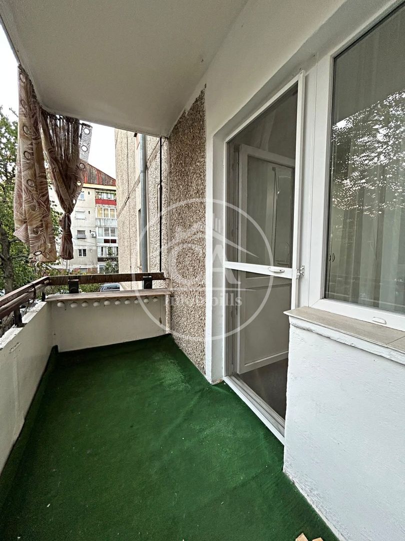 Apartament cu 3 camere de închiriat in zona Rogerius , Oradea - Poză 11