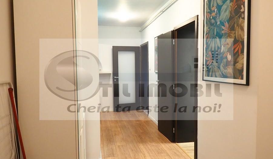 Apartament 3 camere Podu de Fier -  550 EURO - Poză 12