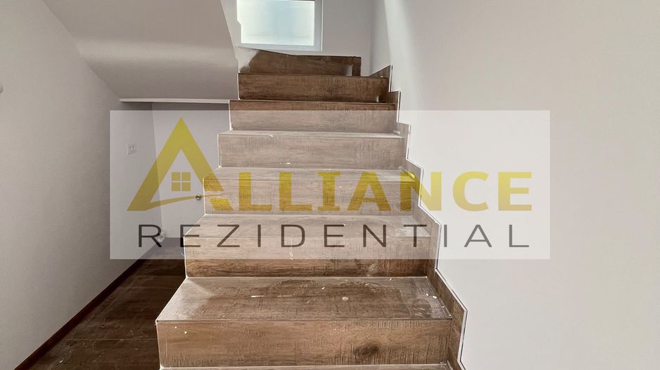 Casa Individuala - 4 camere - 400 M de STV - Poză 15