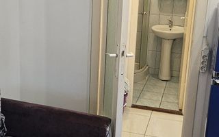 Apartamenr 1 camera 20mp ,aproape de spital si UMF - Poză 7