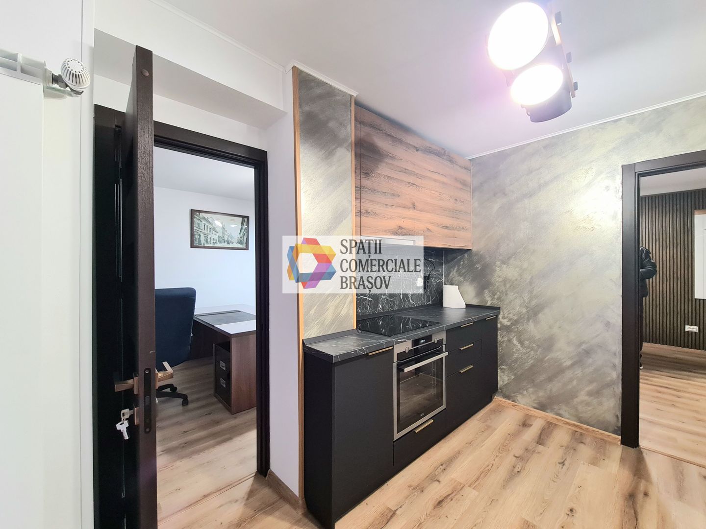 Spatiu birouri de închiriat Brasov - 90 mp  # spatii-comerciale-brasov.ro - Poză 2