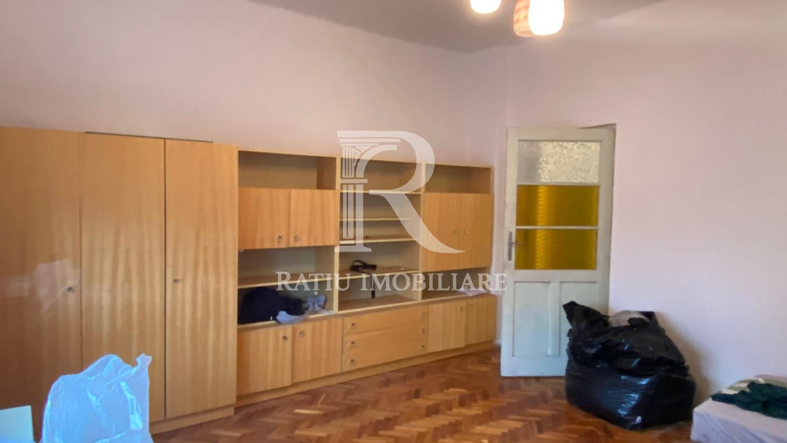 Casă din cărămidă | Teren 2000 mp|Anexe tradiționale | Bojt - Poză 22