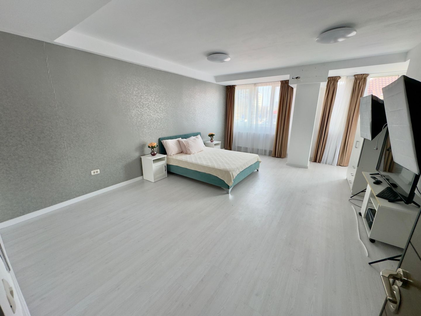 Constructie D+P+3E | Lift | 2 intrari | Parcare Sub | Domenii | Ideal Investitie - Poză 3
