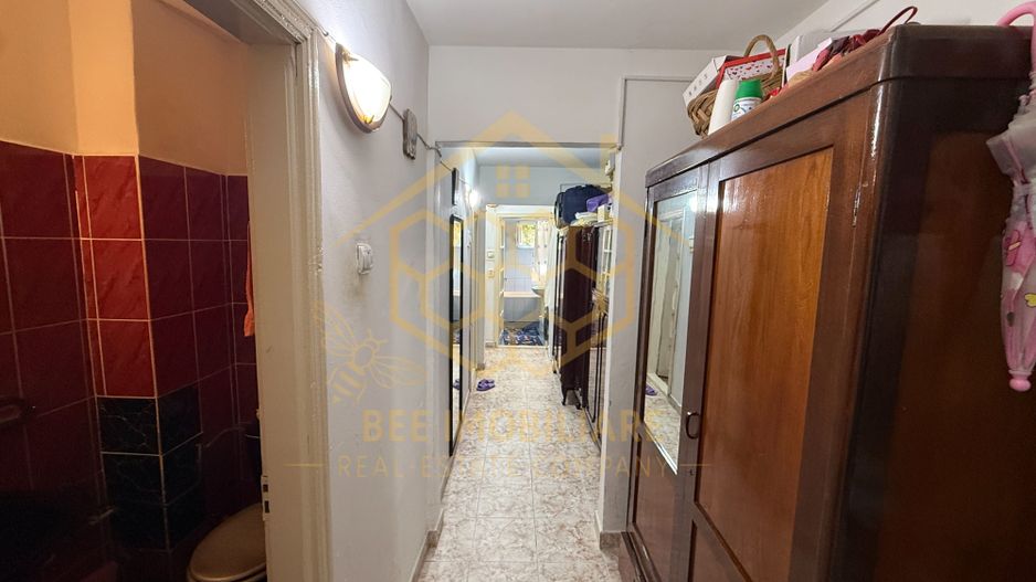 Apartament 3 camere , decomandat in 1Mai - Comision 0% - Poză 12