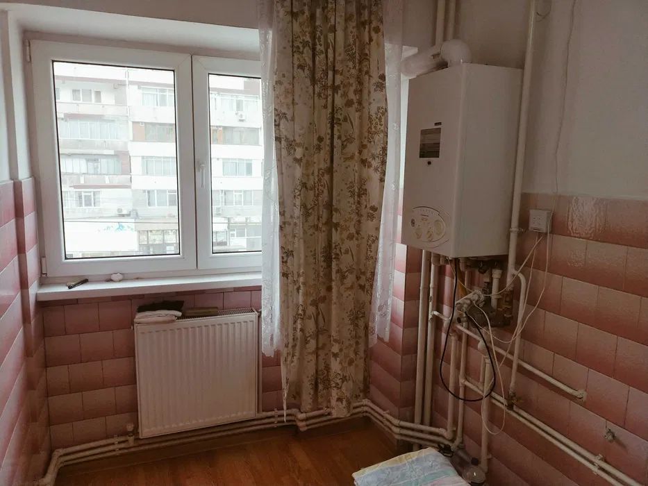 Apartament 3 camere dec,Micro 20,et 2 - Poză 3