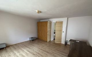 Casa individuala | 220 MPU | Gradina | Curte | Cisnadie - Poză 2