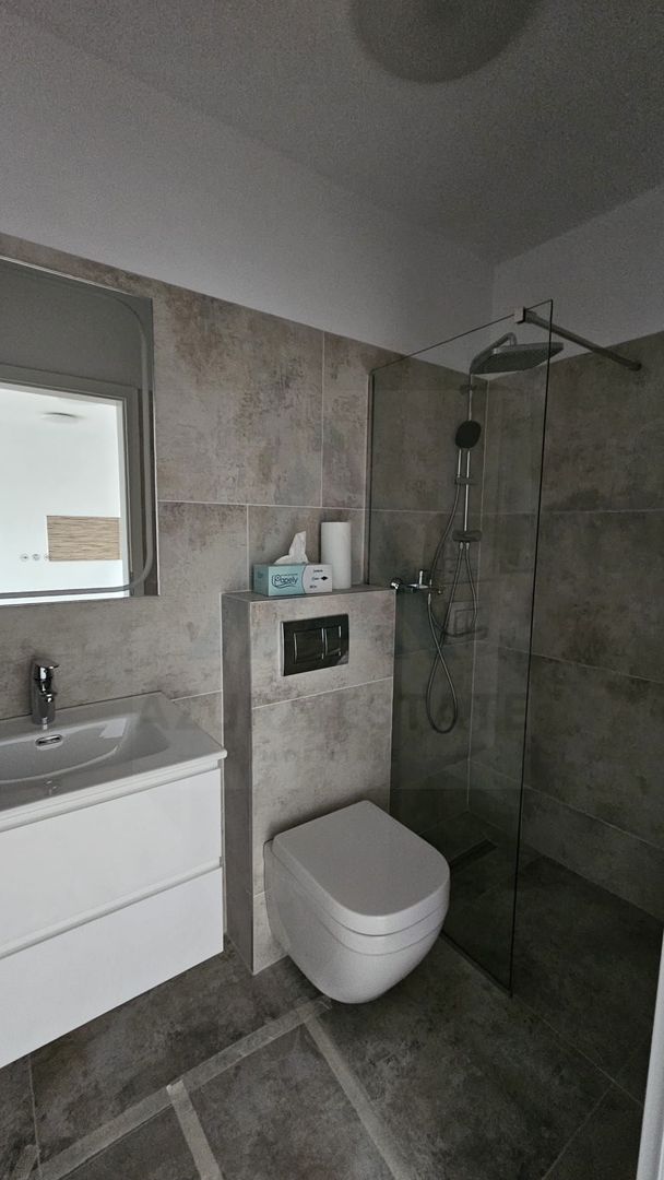 Apartament modern 3 camere 2 bai  terasa acoperita etaj 1 in Cristian - Poză 7