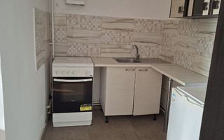 Garsonieră Tatarasi foarte aproape de piața Chirilă - Poză 4