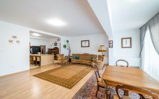 Vilă spațioasă pe teren de 1472 mp, Sânnicolau Mic - Poză 8