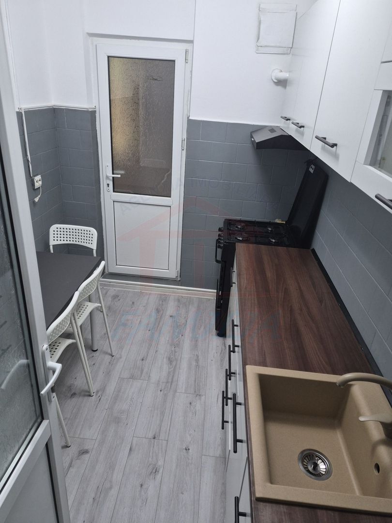 Inchiriere apartament 2 camere, Cosbuc, PARTER, 43 mp, 430 EURO/Luna - Poză 8