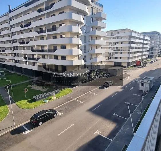 Apartament de vanzare 2 camere, etaj intermediar, terasa, garaj - Poză 5