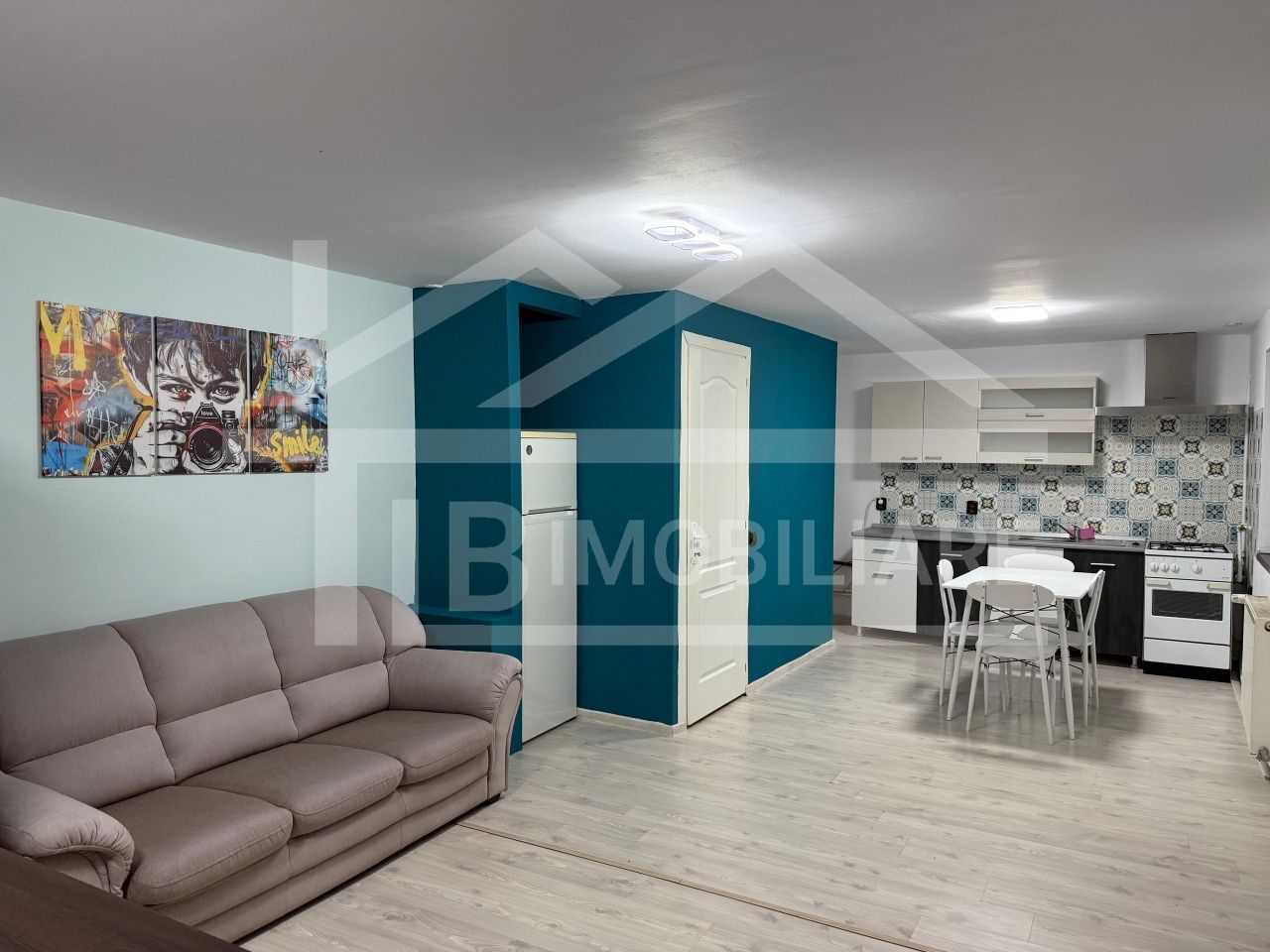 Apartament cu o camera, 40mp, Zona Semicentrala - Poză 1