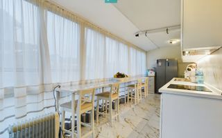 Apartament modern cu 3 camere și curte privată generoasă – Dumbrăvița - Poză 10