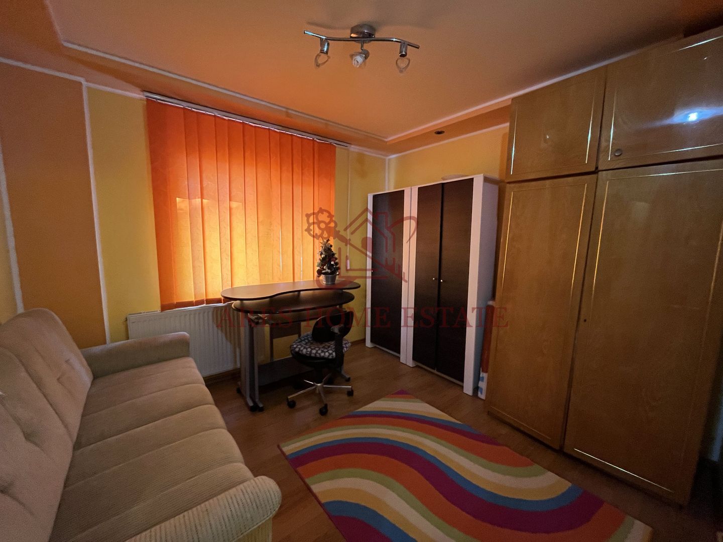 Apartament decomandat, zona Dambovita | Etaj 2 | Centrala proprie - Poză 4